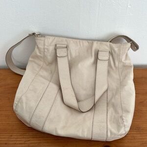 MO851 Leather Bag